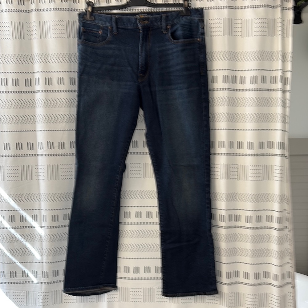 Lucky brand 181 relaxed straight jeans